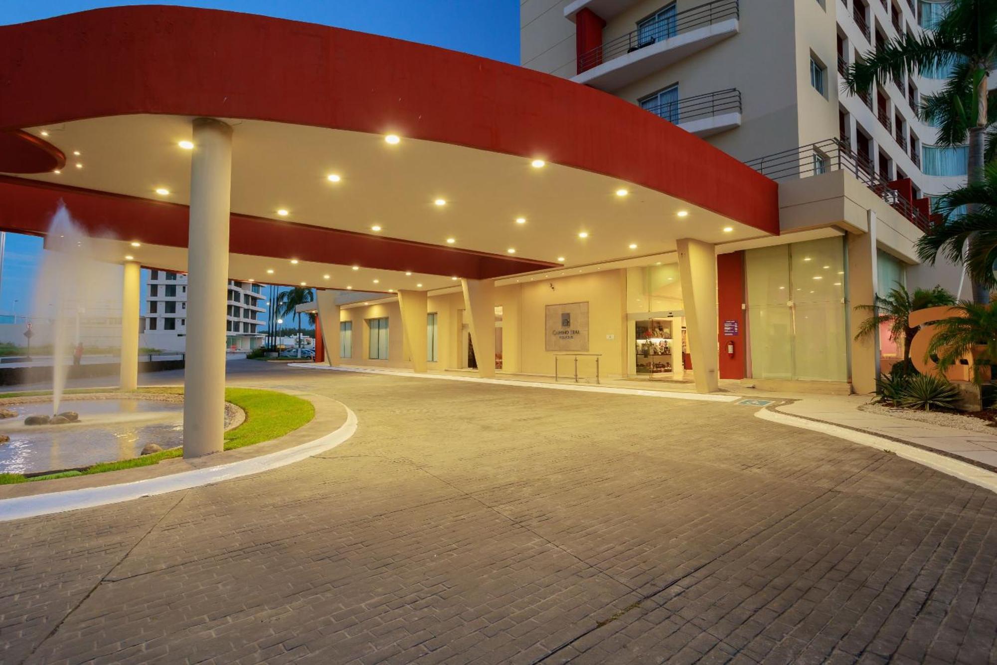 Camino Real เวราครูซ ภายนอก รูปภาพ Entrance of the hotel